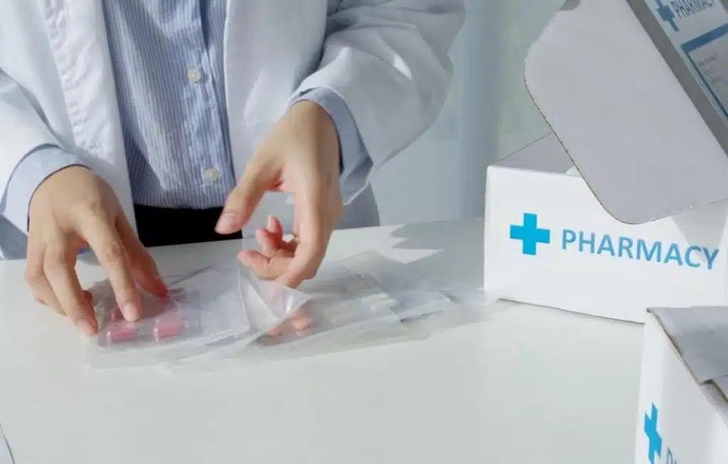 Packaging and Labeling of drug courier