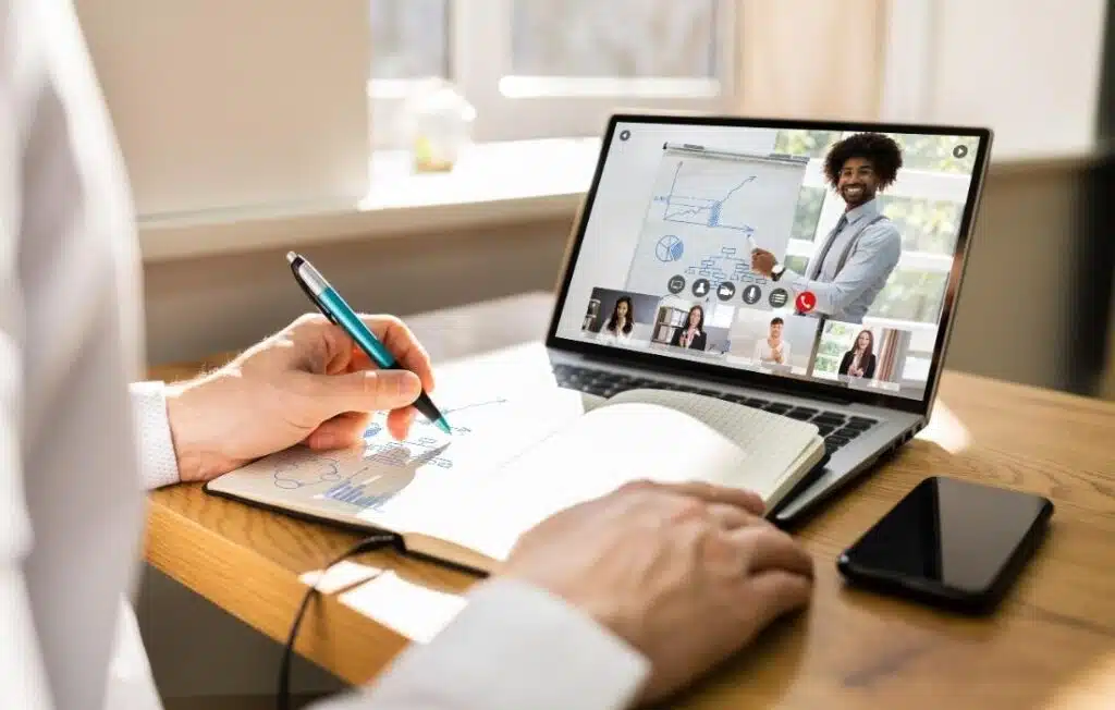 Online Training Resources_ A Flexible Option for Busy Couriers